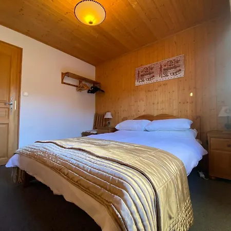 A Morillon, 3 Chambres, Parking, Proche Centre - Fr-1-624-174